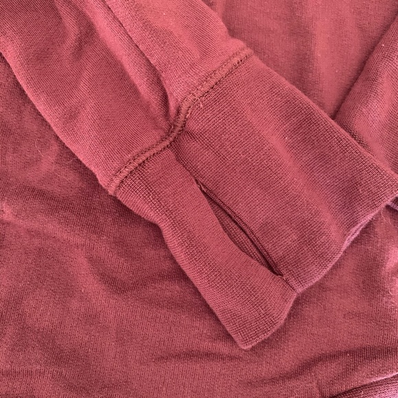 Threads 4 Thought casual top - Picture 3 of 4